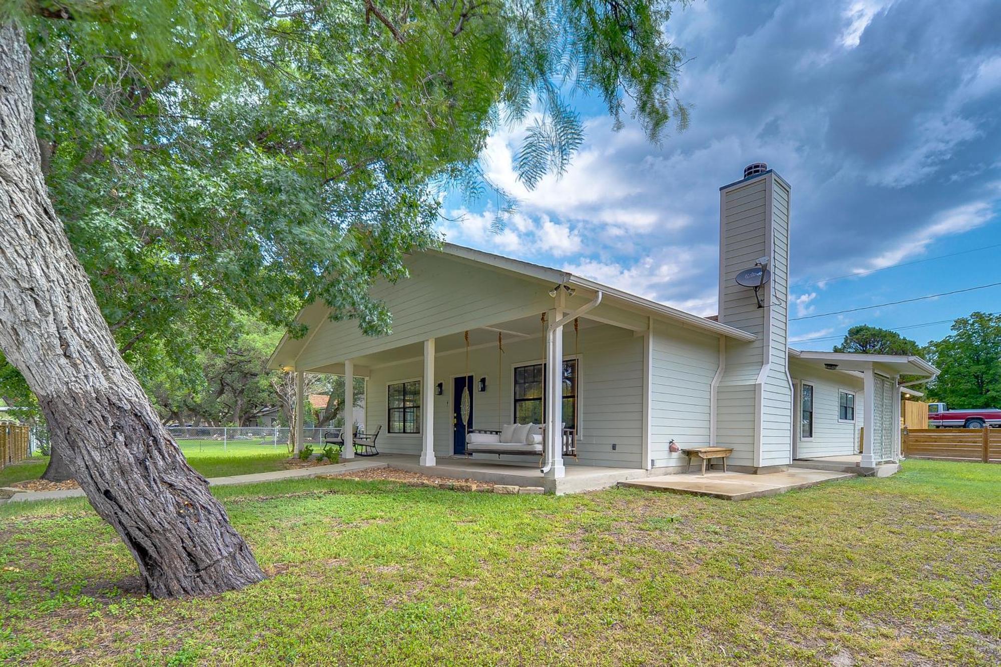 Texas Hill Country Retreat - Walk To Nueces River! Villa Camp Wood Exterior photo